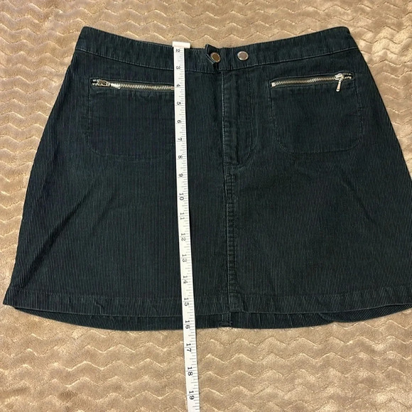 Abercrombie & Fitch Navy Corduroy Mini Skirt Size 2 - Picture 7 of 7